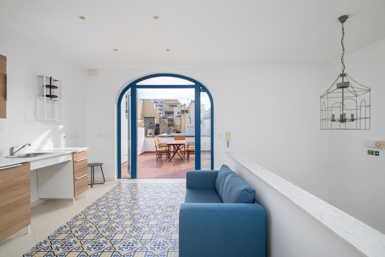 Chic, Stylish Traditional Townhouse With Terrace - St. Paul'S Bay Exteriör bild