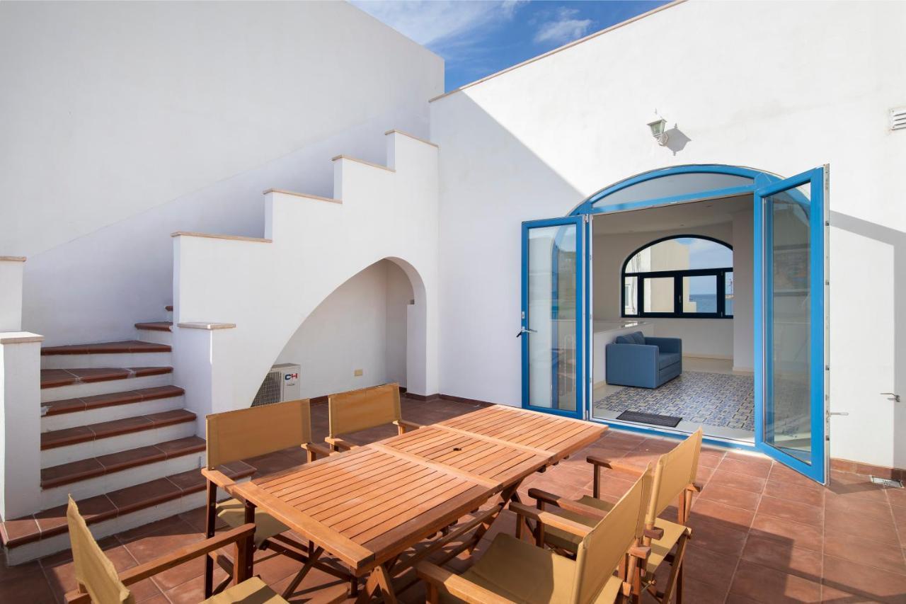 Chic, Stylish Traditional Townhouse With Terrace - St. Paul'S Bay Exteriör bild
