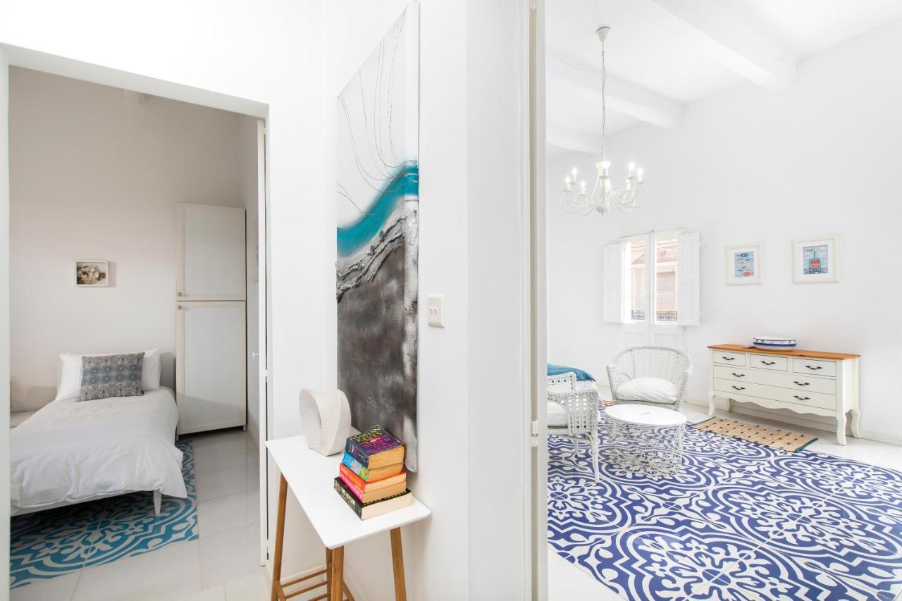 Chic, Stylish Traditional Townhouse With Terrace - St. Paul'S Bay Exteriör bild